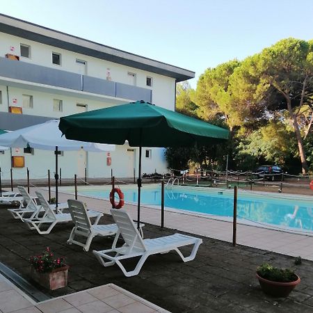 Residence Verde Pineta Principina a Mare Extérieur photo